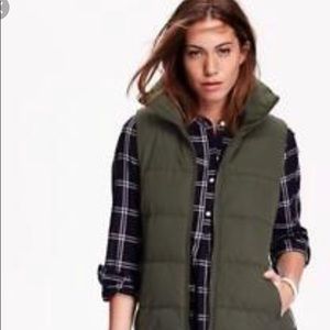 Great Condition Olive Green Puffer Vest